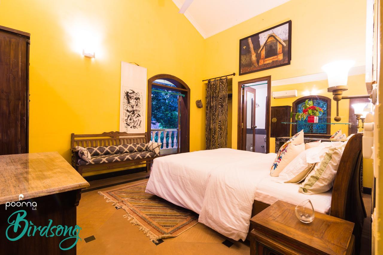 Bed and Breakfast Poorna Birdsong à Nerul  Chambre photo