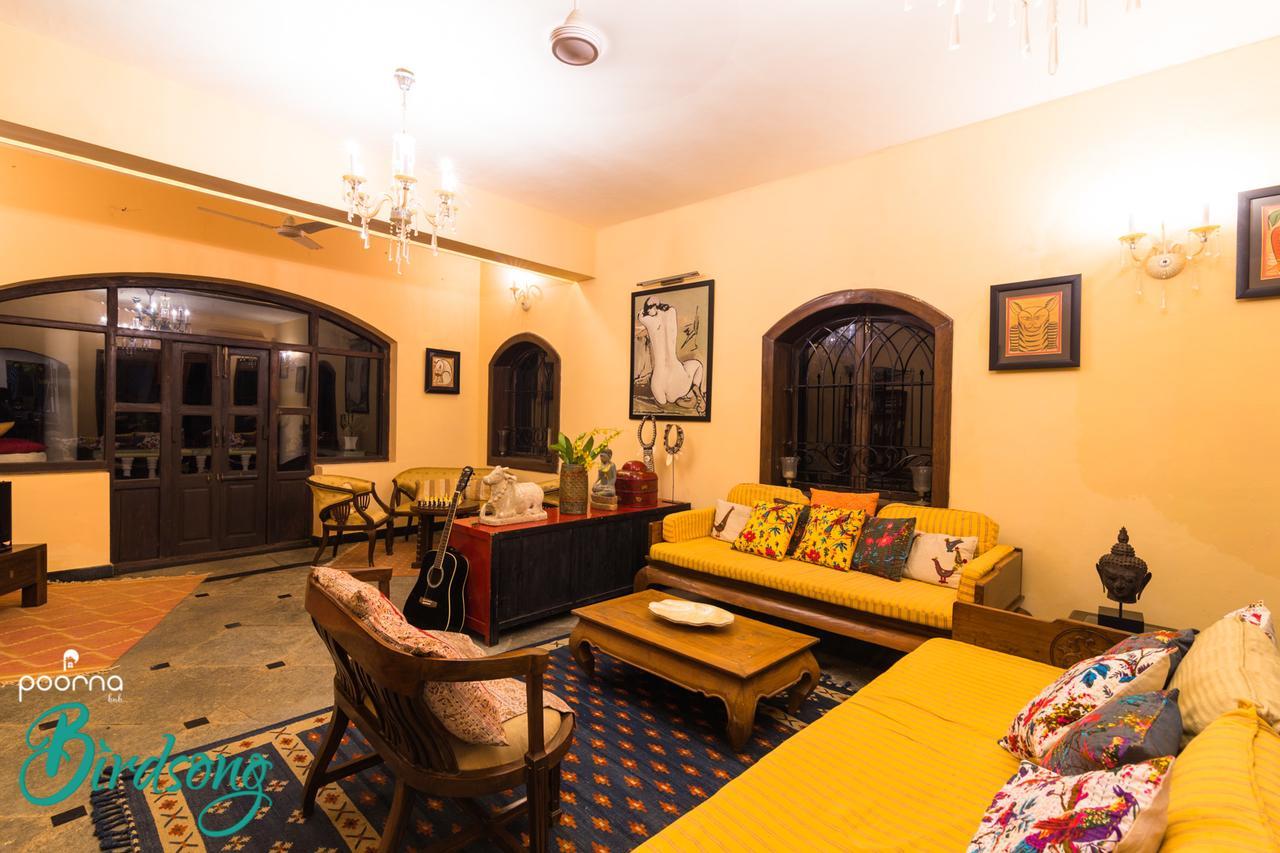 Bed and Breakfast Poorna Birdsong à Nerul  Chambre photo